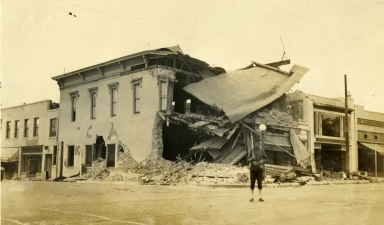 Santa Barbara 1925 Earthquake Damage - 1100 Block State Street
