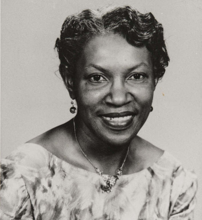 Ruth Gibson : 1940 ; Ruth Gibson was born in August, 1915 in Ventura, California and worked at the Construction Battalion Center for 28 years. She founded the Twentieth Century Onyx Club, an African-American woman's club that sponsored Debutante's Ball, the Cotton Ball and gave scholarships.