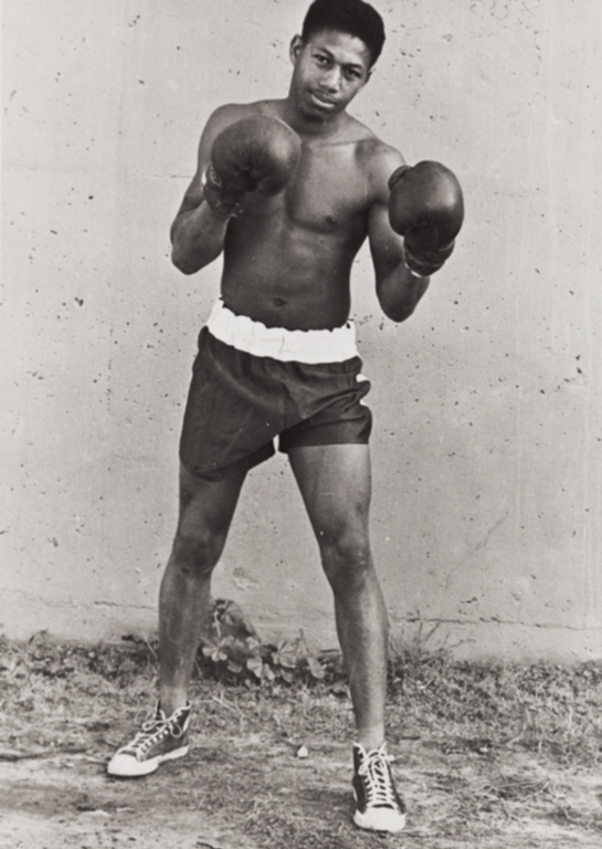 Manuel Hamilton, middle weight boxing contender, Santa Maria High School : 1949.