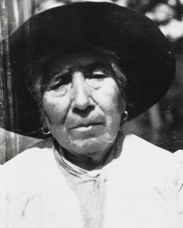 Rosario Cooper, Obispeño Chumash : 1916.