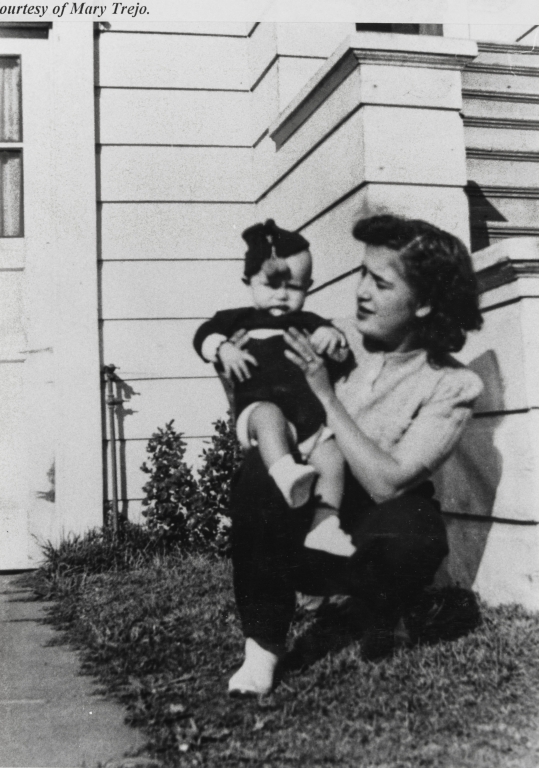Bertha Carmelita Falkenstrom (née Lathrop), great granddaughter of Rosario Cooper, with her son, James Falkenstrom : early 1940s.