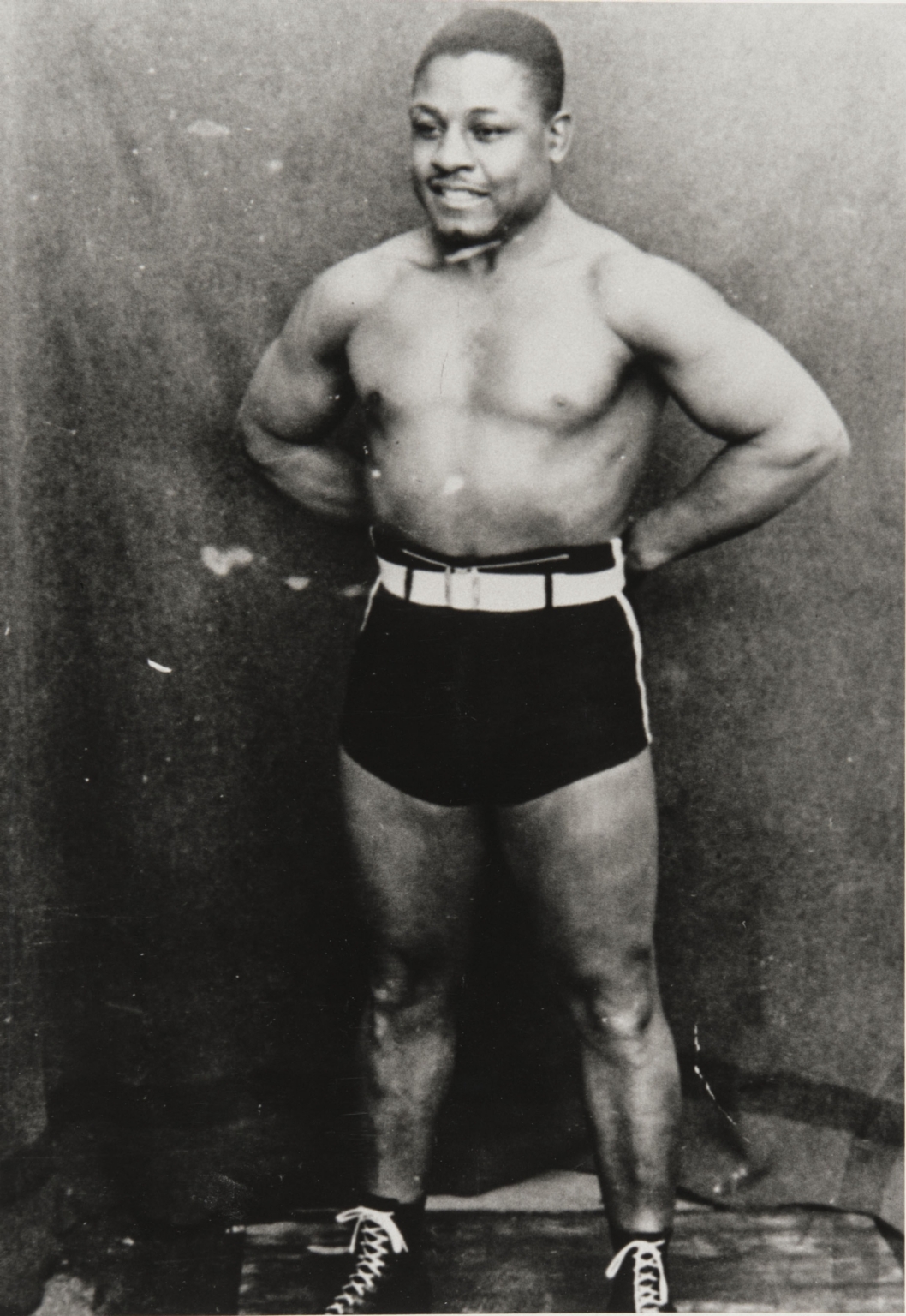 Leroy Gibson, Sr. : 1932 ; known as the "Wichita Wildcat" in professional boxing. Leroy Gibson was a resident of Ventura and the founder of Gibson Barbeque on Figueroa Street.